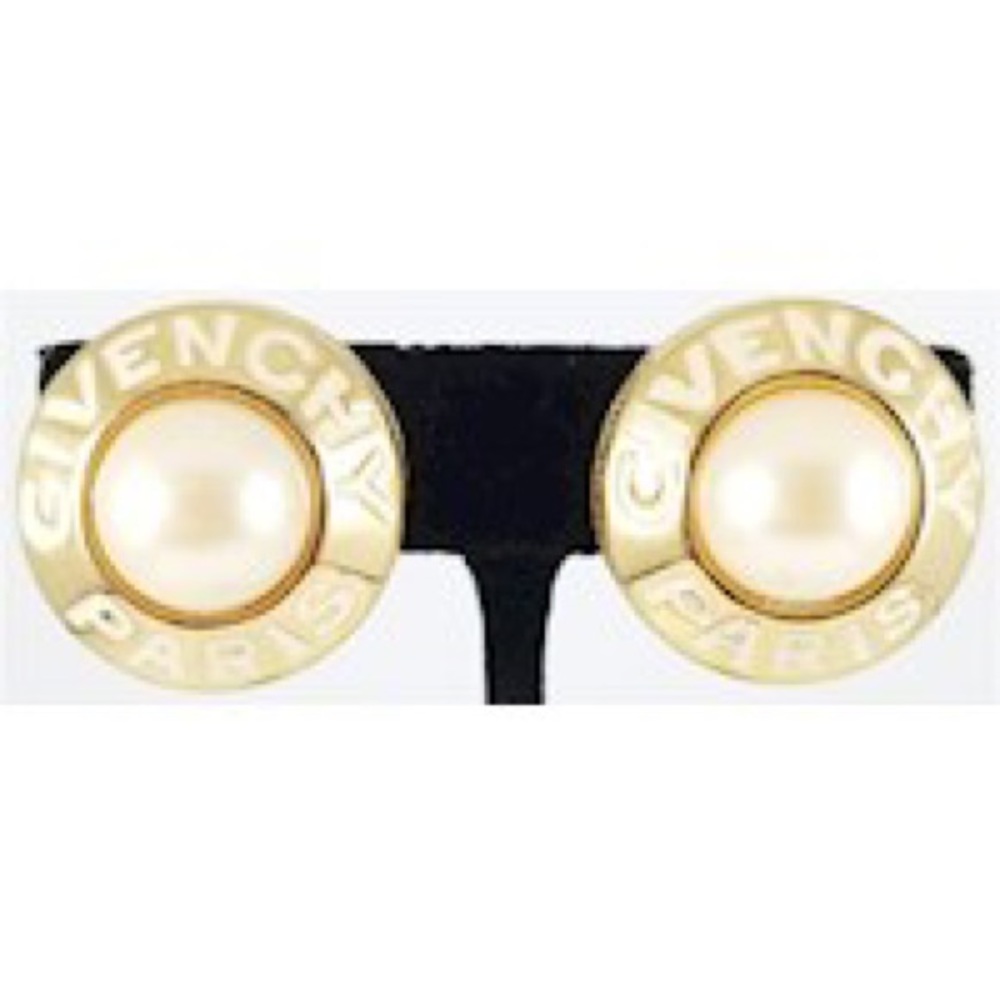 Vintage 1980 clip on Givenchy  PARIS earrings 👂💍